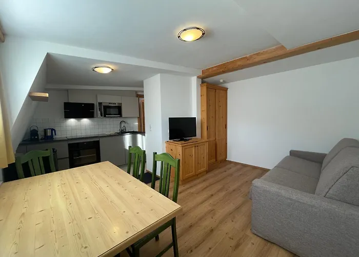 شقة هوبيرتوشوف فيرينفونونغن جيرلوس