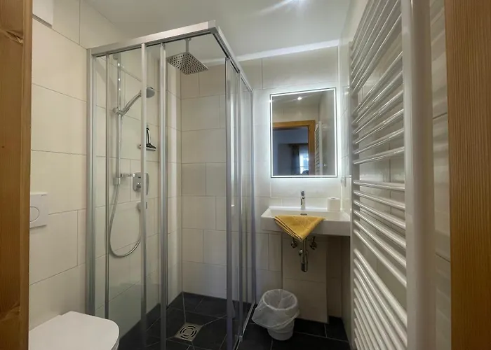 هوبيرتوشوف فيرينفونونغن شقة *